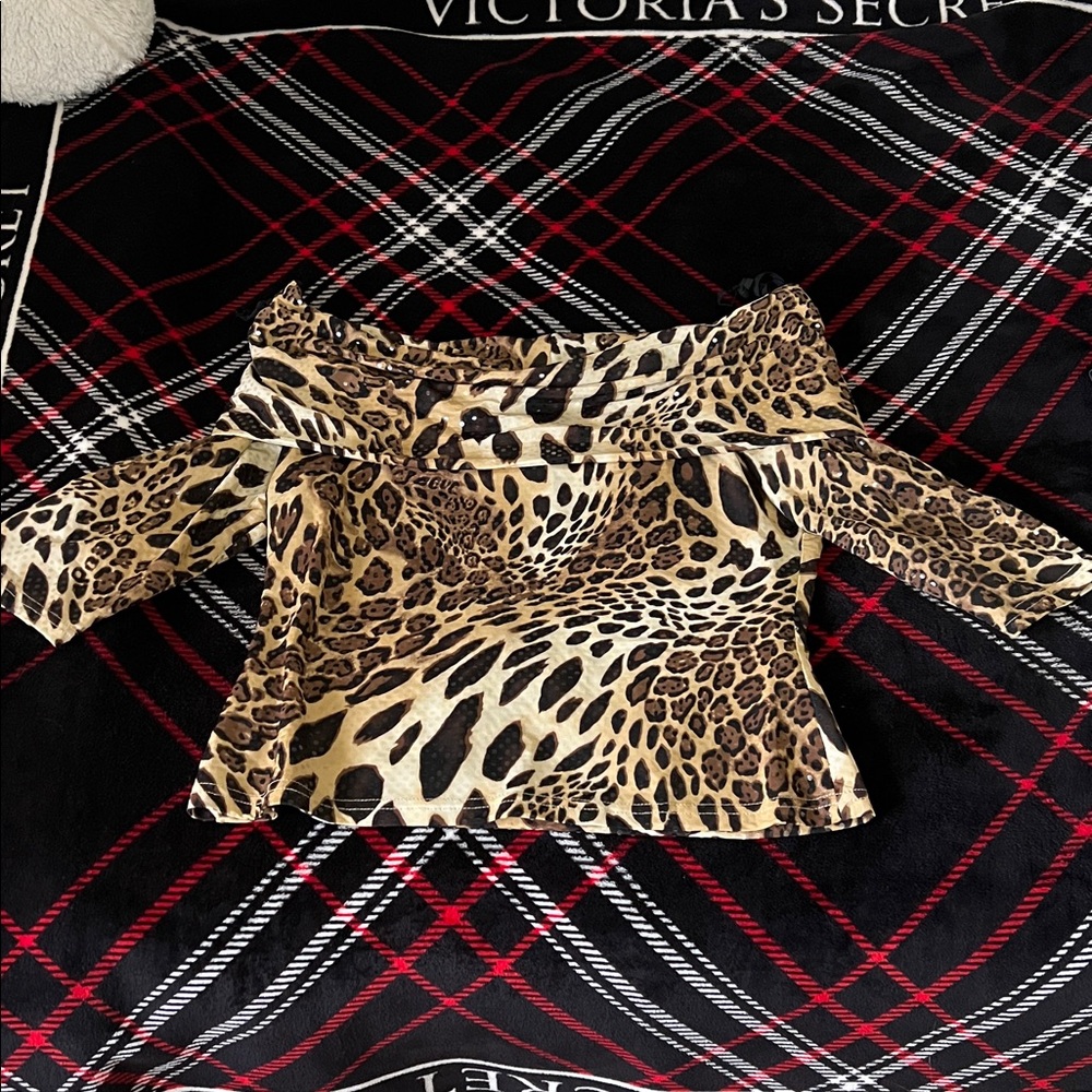 Nueva leopard print off the shoulder top